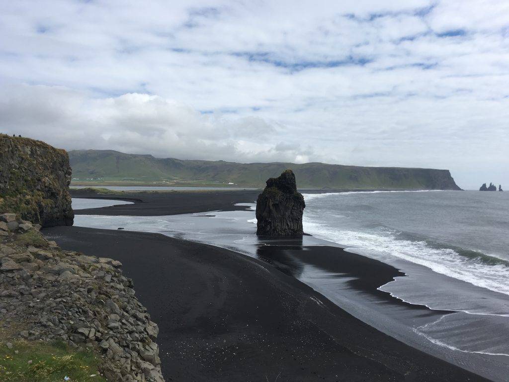 Zwart lavastrand bij Vik (zuiden)