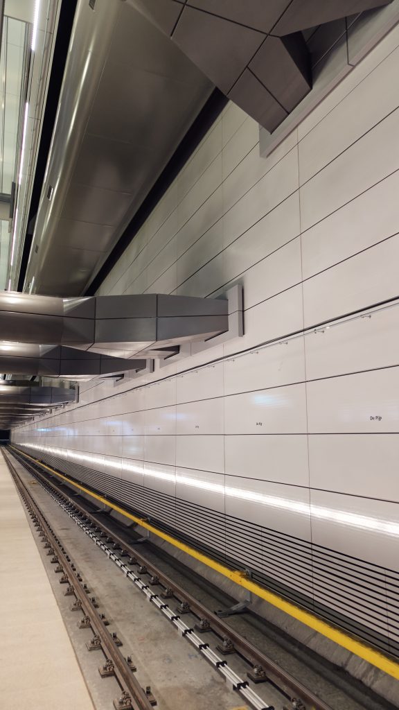 Noord/Zuidlijn station De Pijp